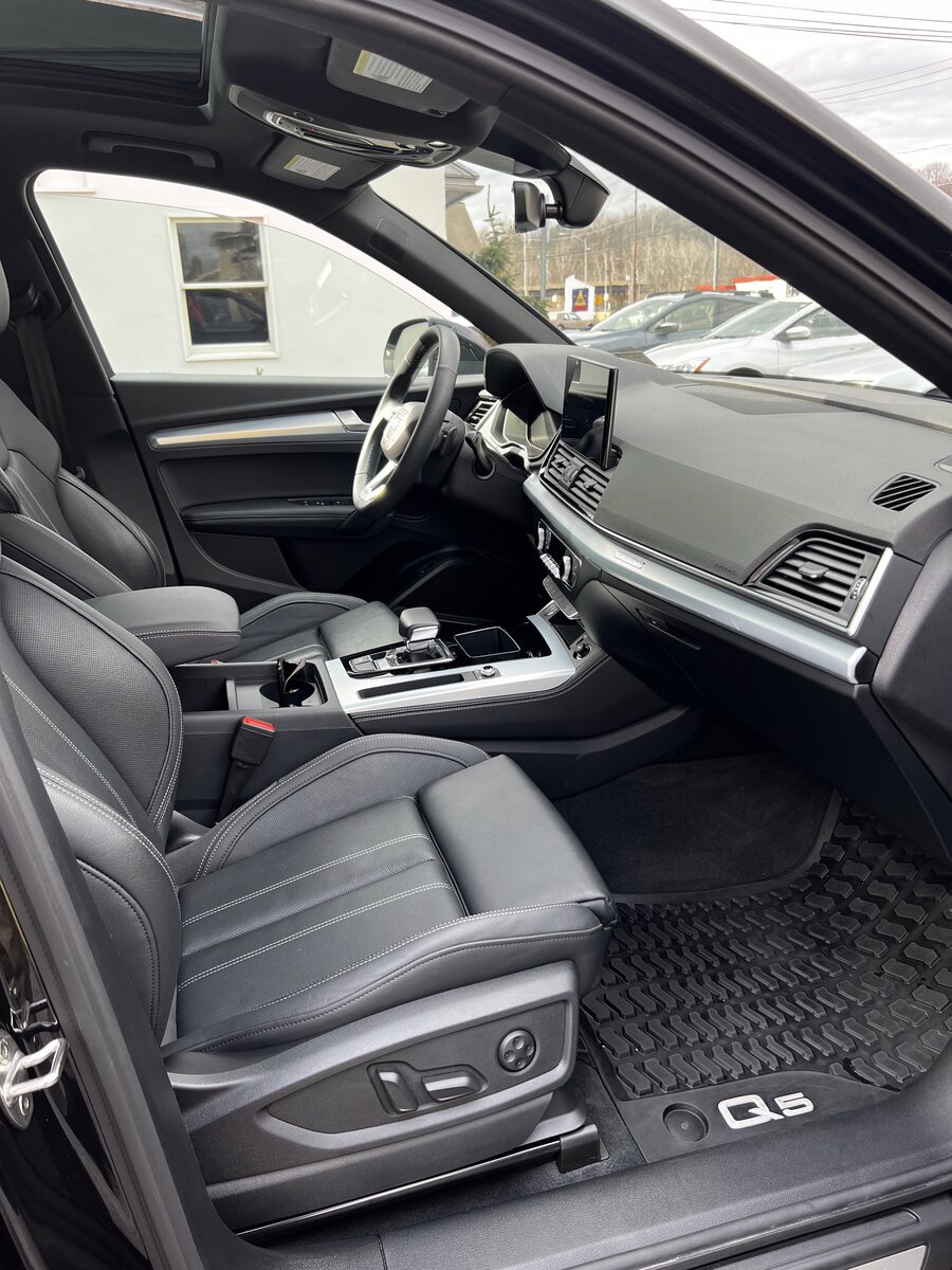 Clean Audi Q5 interior - Complete Interior package result